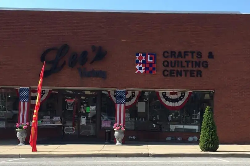 Lee's Variety Crafts and Quilting Center, storefront - Effingham, IL